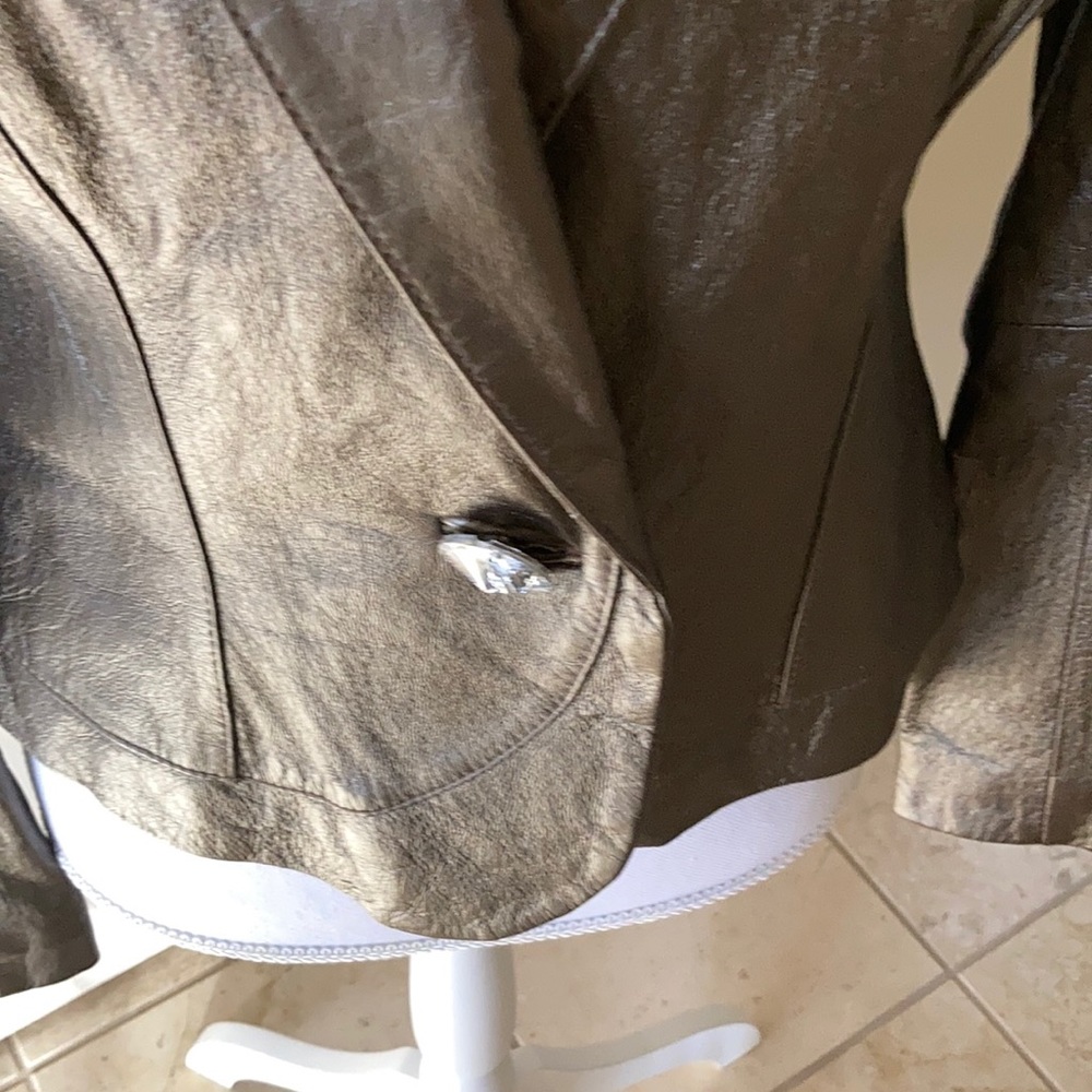 Beautiful waisted metallic bronze jacket New - Picture 3 of 10